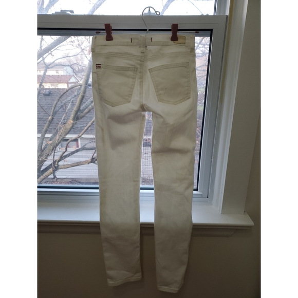 ⚪️BDG White Skinny Jeans - Picture 2 of 6